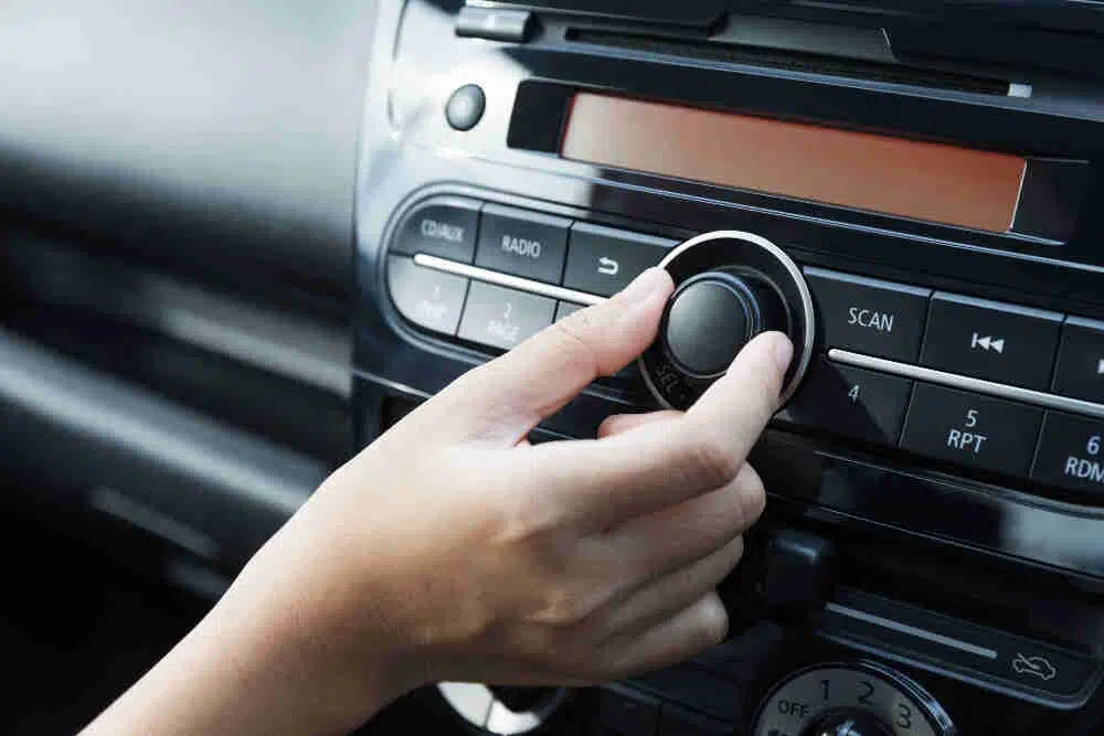 8 Tips Perawatan Audio Mobil dan Solusinya